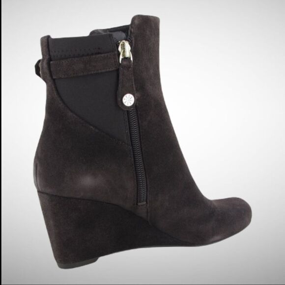 Isaac Mizrahi KAYLN Suede Wedge Bootie Size 8M - Picture 3 of 10